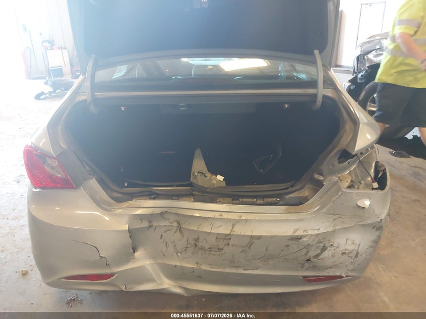 2013 HYUNDAI SONATA auction photo 6
