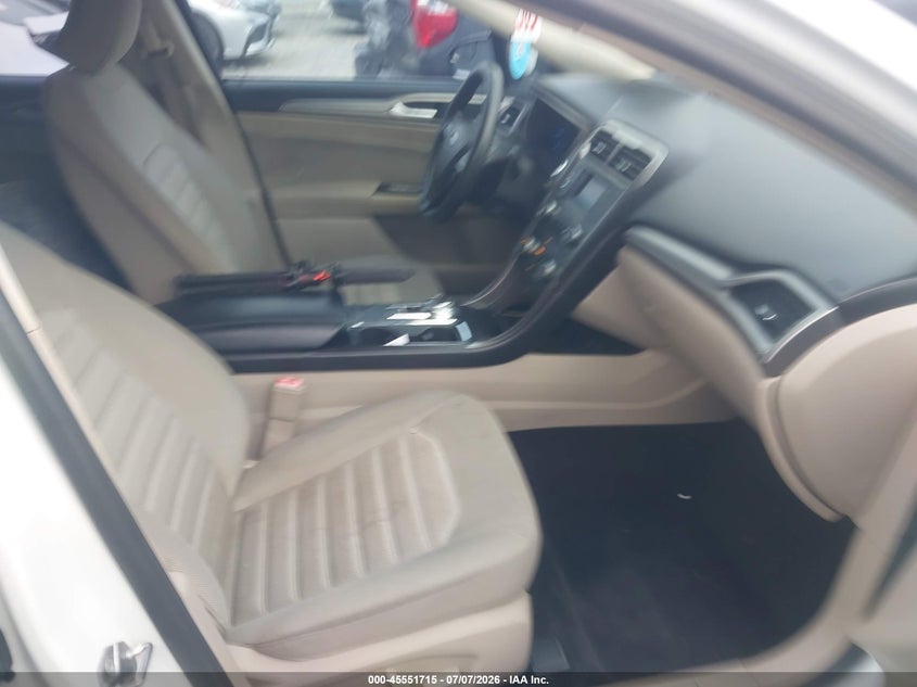 2017 FORD FUSION auction photo 5