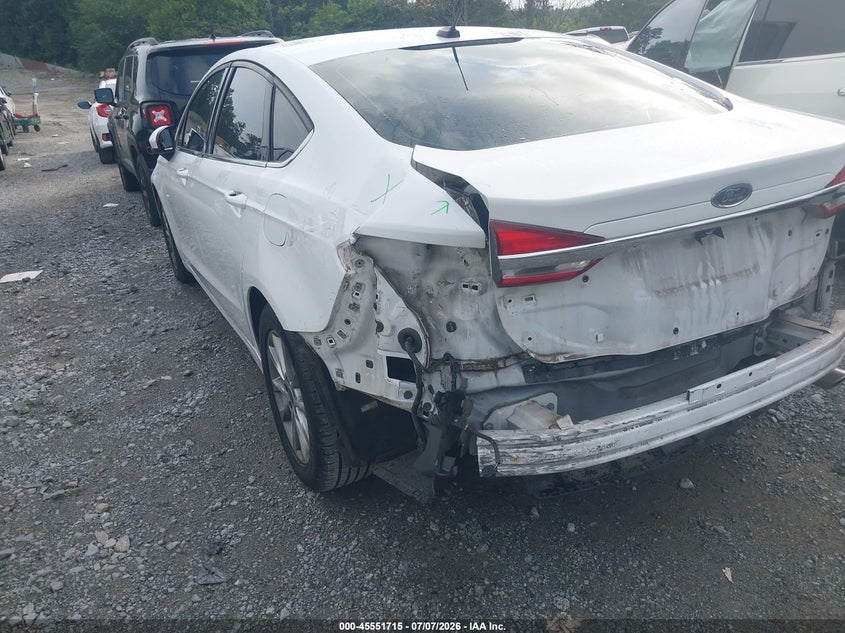 2017 FORD FUSION auction photo 6