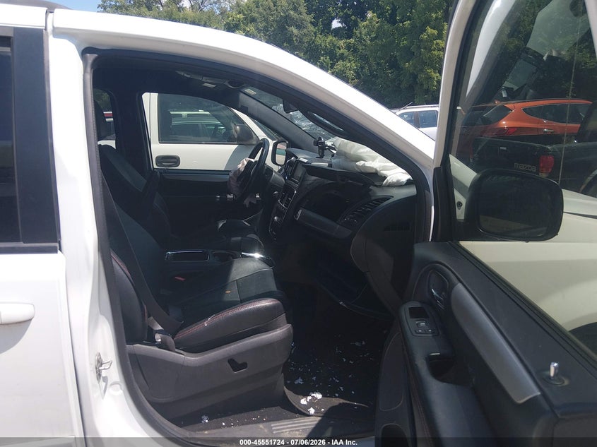 2017 DODGE GRAND CARAVAN auction photo 5