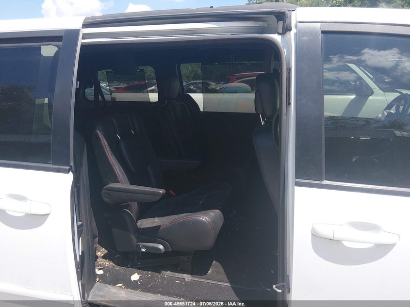 2017 DODGE GRAND CARAVAN auction photo 8