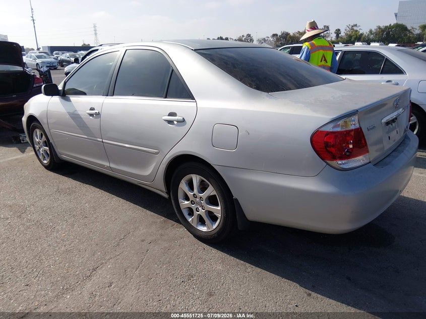 2005 TOYOTA CAMRY auction photo 3