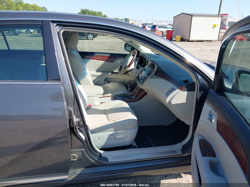 2012 TOYOTA AVALON auction photo 5