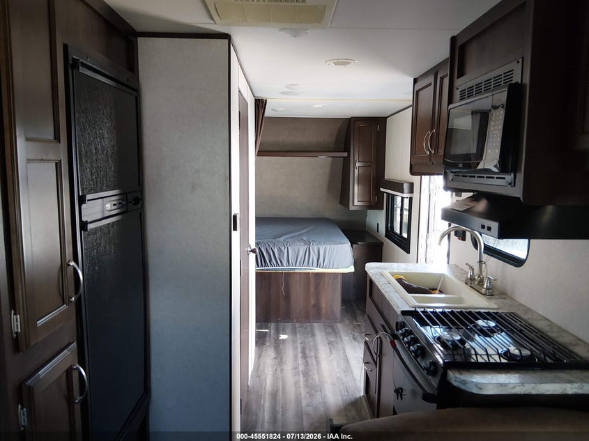 2018 JAYCO JAYFL184BH auction photo 5
