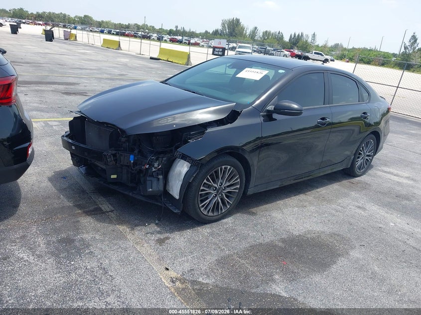 2022 KIA FORTE auction photo 2