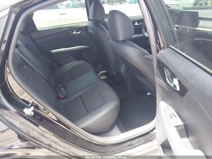 2022 KIA FORTE auction photo 8