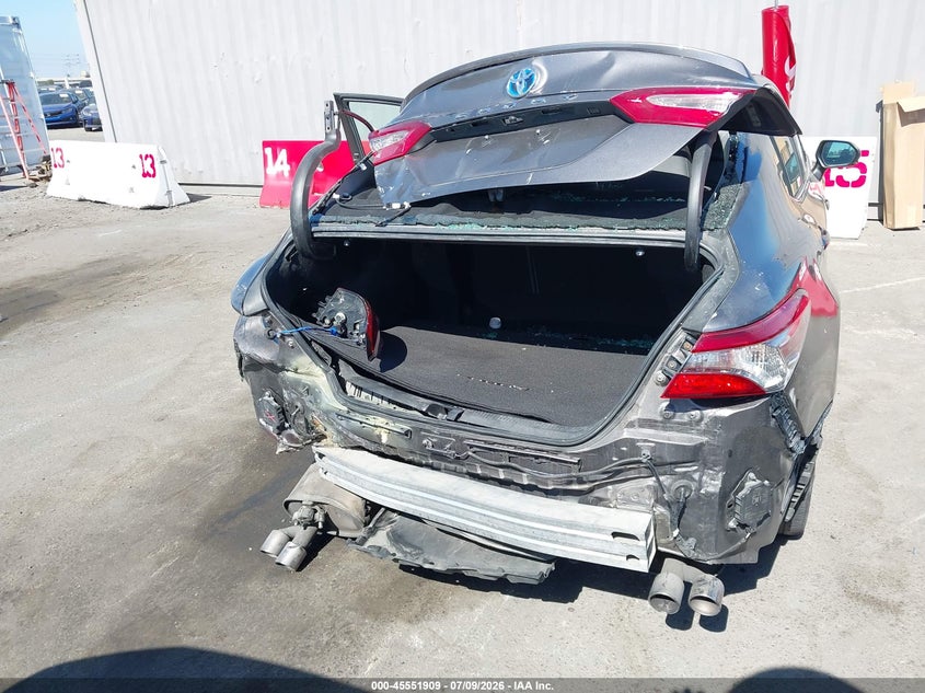 2018 TOYOTA CAMRY auction photo 6