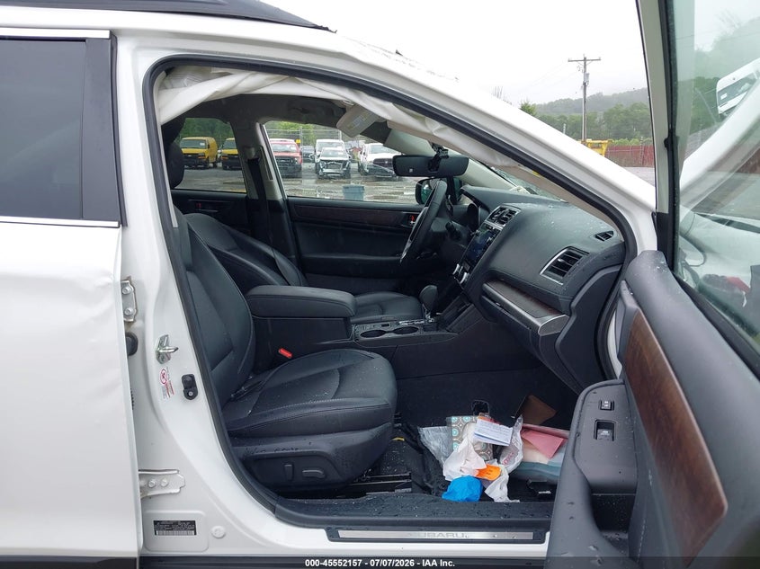 2019 SUBARU OUTBACK auction photo 5