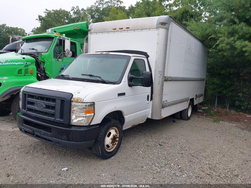 2009 FORD E-350 CUTAWAY auction photo 2