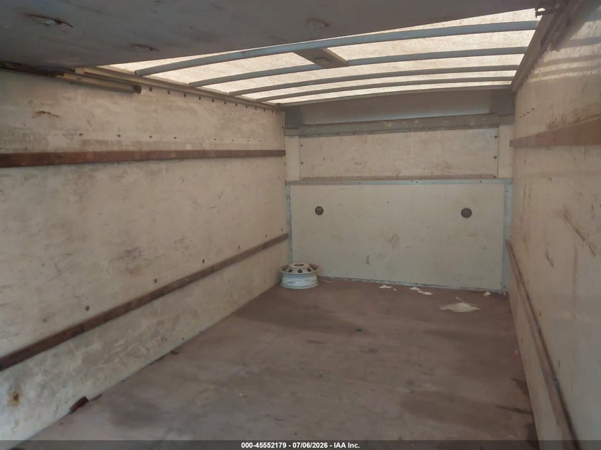 2009 FORD E-350 CUTAWAY auction photo 6