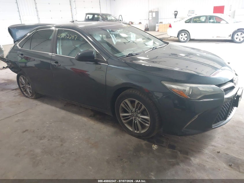 2017 TOYOTA CAMRY auction photo 1