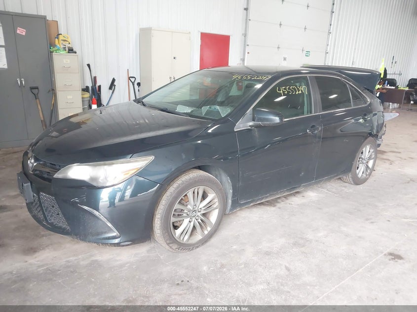 2017 TOYOTA CAMRY auction photo 2
