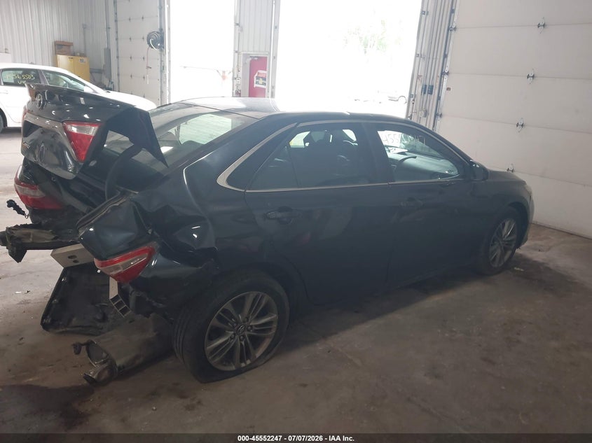 2017 TOYOTA CAMRY auction photo 4