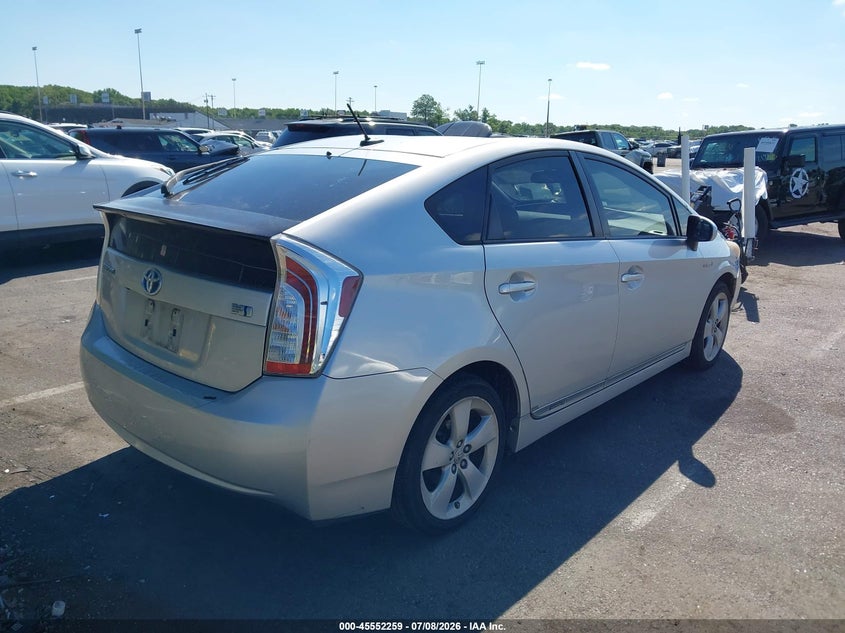 2012 TOYOTA PRIUS auction photo 4