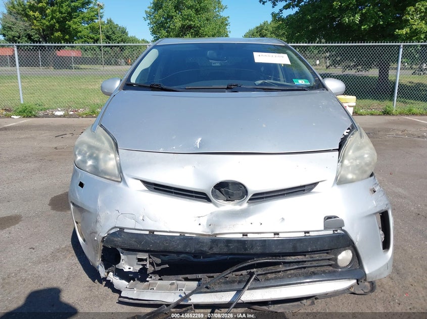 2012 TOYOTA PRIUS auction photo 6
