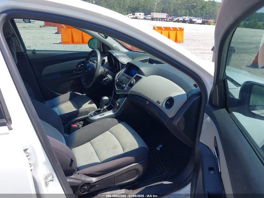 2014 CHEVROLET CRUZE auction photo 5