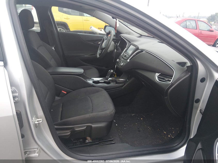 2018 CHEVROLET MALIBU auction photo 5
