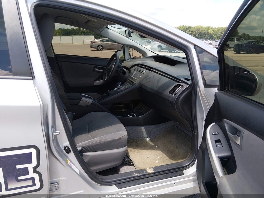 2012 TOYOTA PRIUS auction photo 5