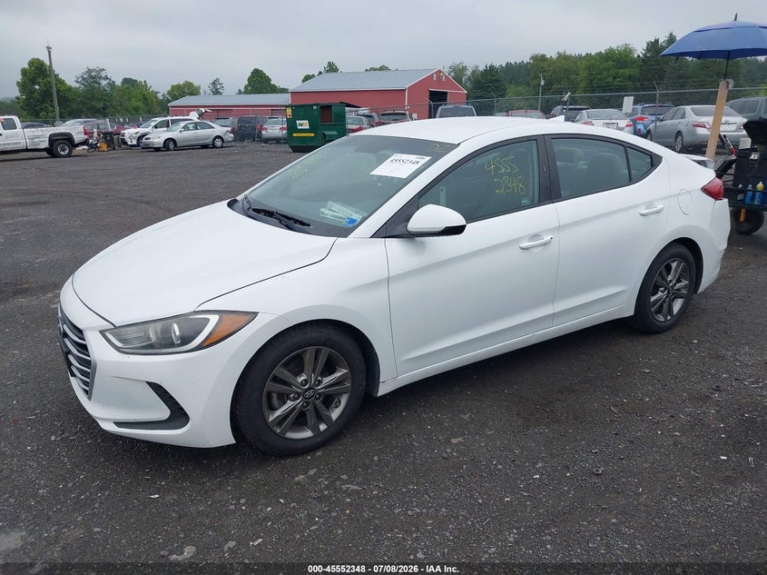2017 HYUNDAI ELANTRA auction photo 2