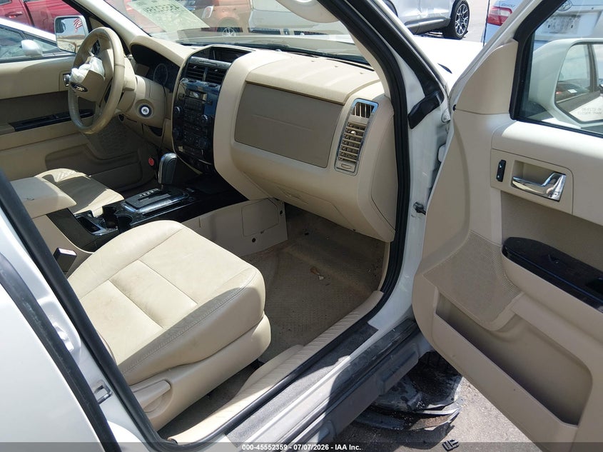 2012 FORD ESCAPE auction photo 5