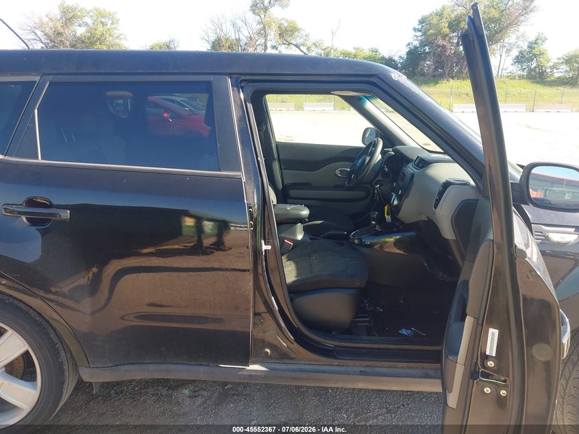 2014 KIA SOUL auction photo 5