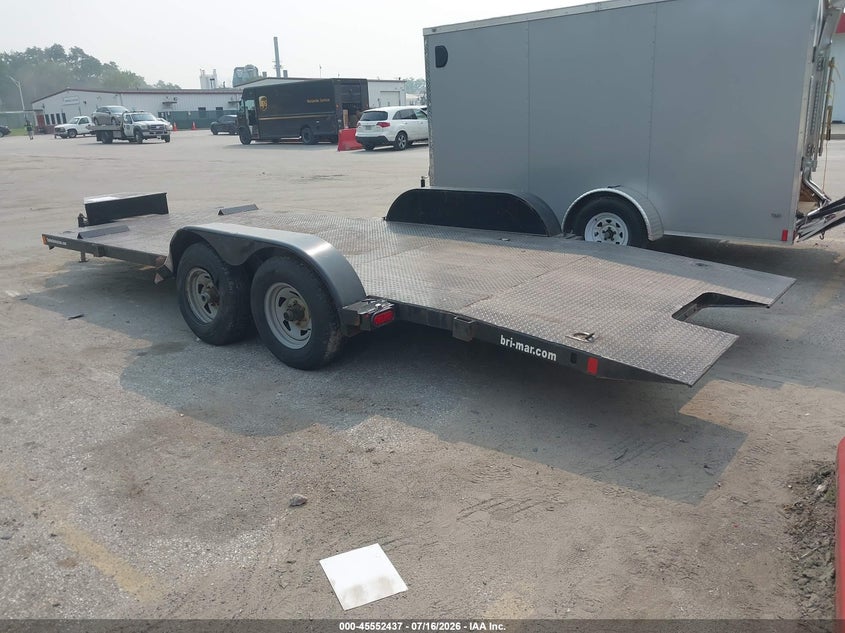 2017 BWISE CAR HAULER TRAILER auction photo 3