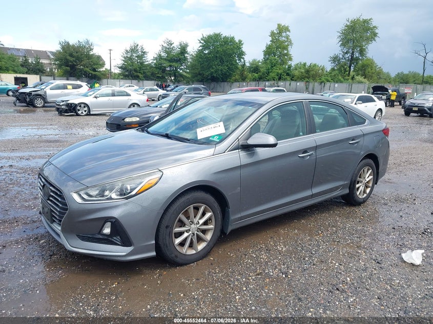 2018 HYUNDAI SONATA auction photo 2