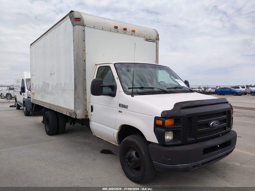 2012 FORD E-350 CUTAWAY auction photo 1