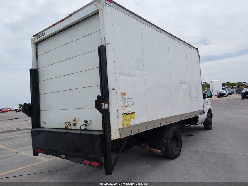2012 FORD E-350 CUTAWAY auction photo 4