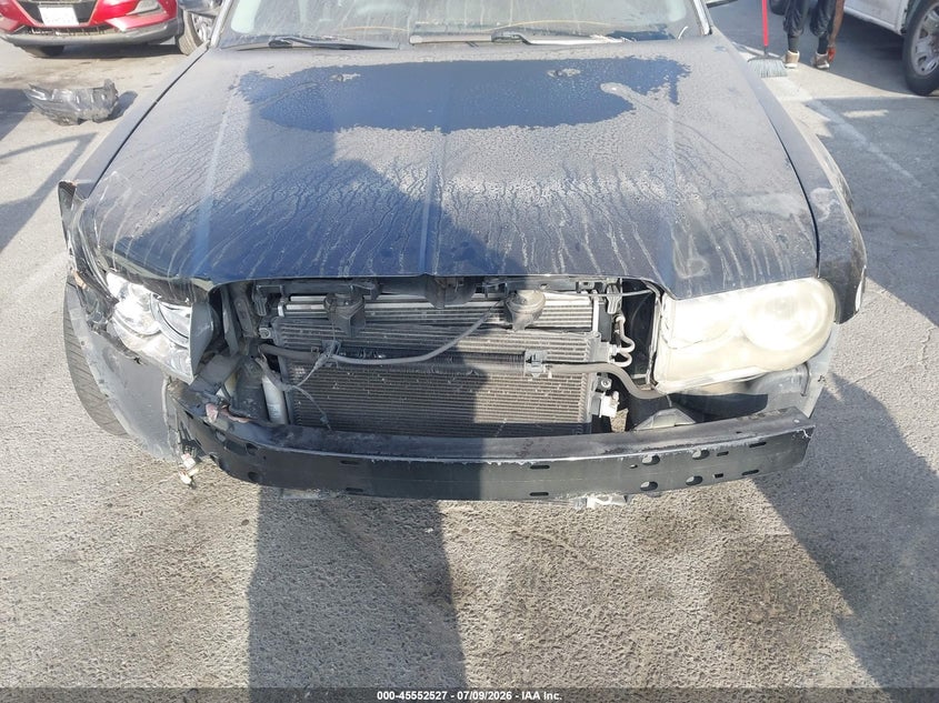 2008 Chrysler 300C Hemi VIN: 2C3KA63H28H193628 Lot: 45552527
