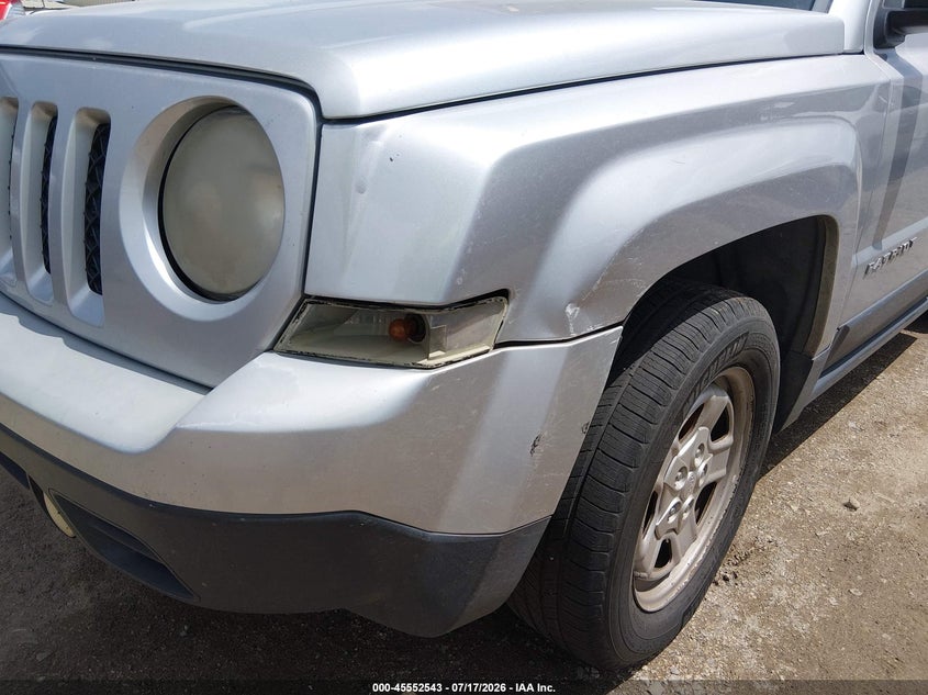 2014 JEEP PATRIOT auction photo 6
