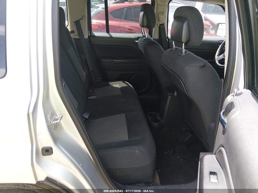 2014 JEEP PATRIOT auction photo 8