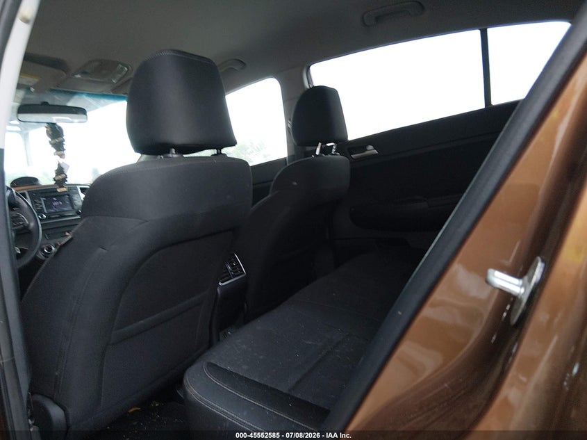 KIA SPORTAGE 2018 VIN KNDPMCAC9J7447724