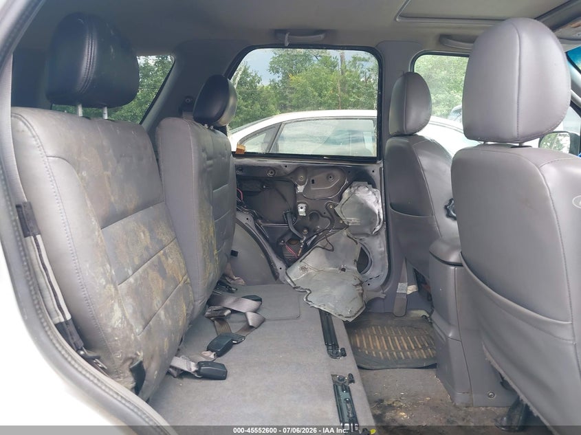 2002 FORD ESCAPE auction photo 8