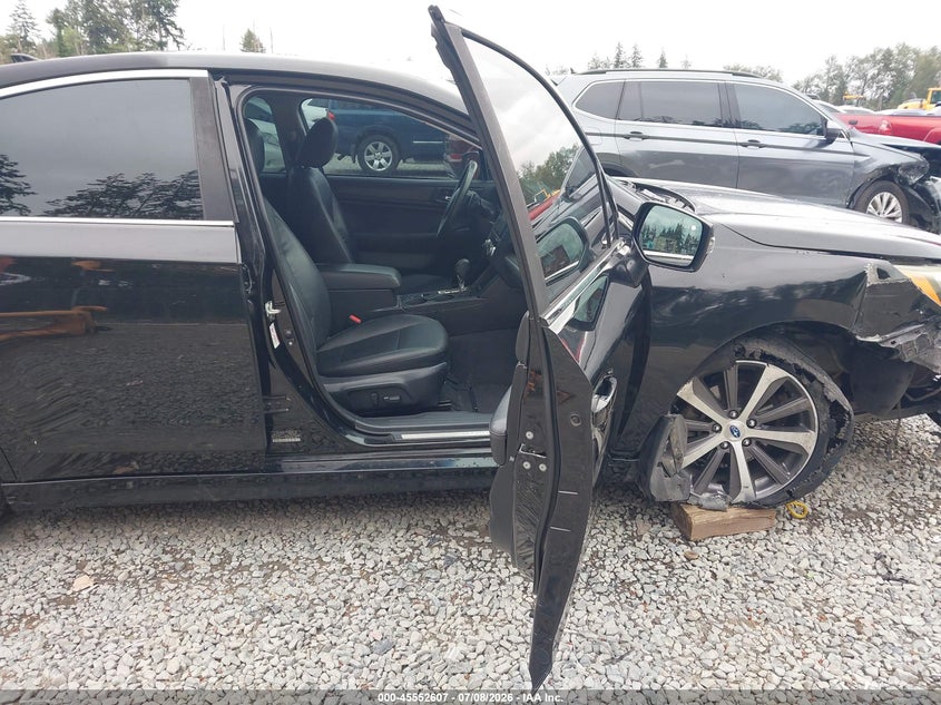 2017 SUBARU LEGACY auction photo 5