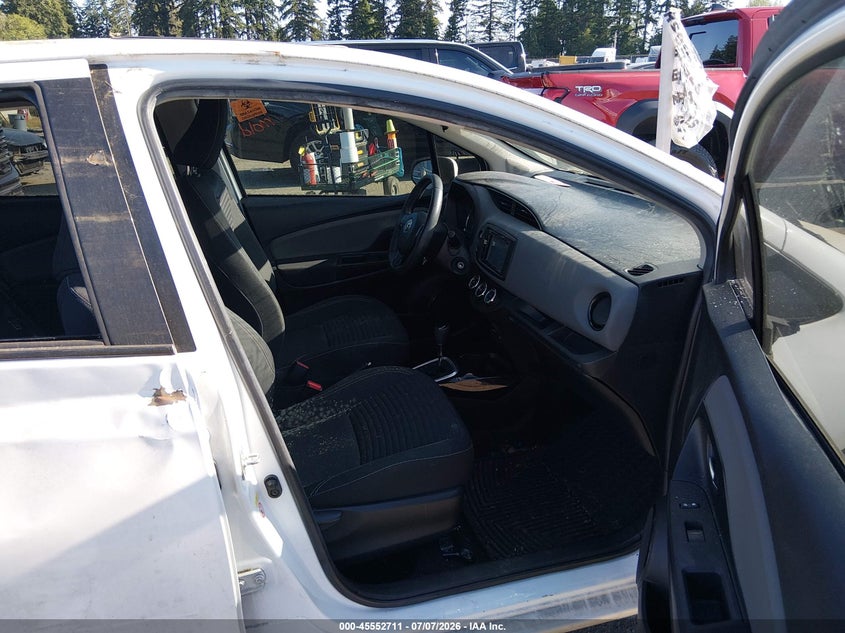 2015 TOYOTA YARIS auction photo 5