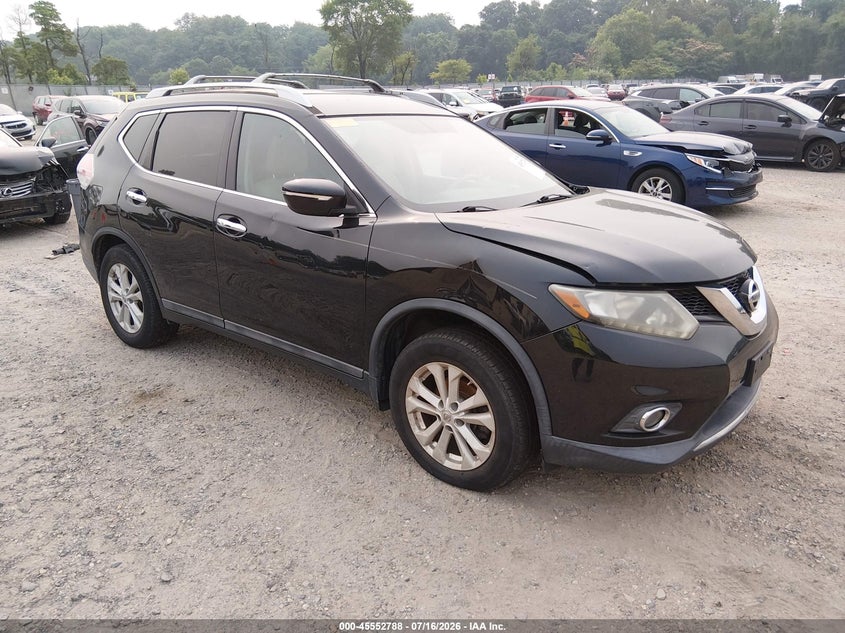 2015 NISSAN ROGUE auction photo 1