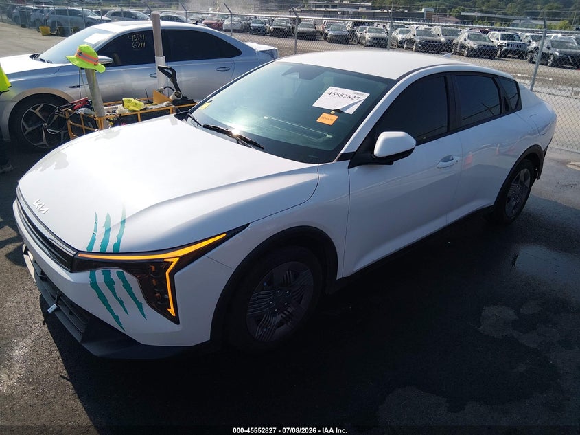 Vin: 3kpft4de5se212577, lot: 46051138, kia k4 lx 20252