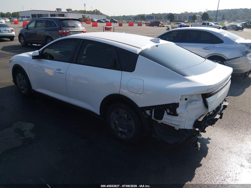 Vin: 3kpft4de5se212577, lot: 46051138, kia k4 lx 20253