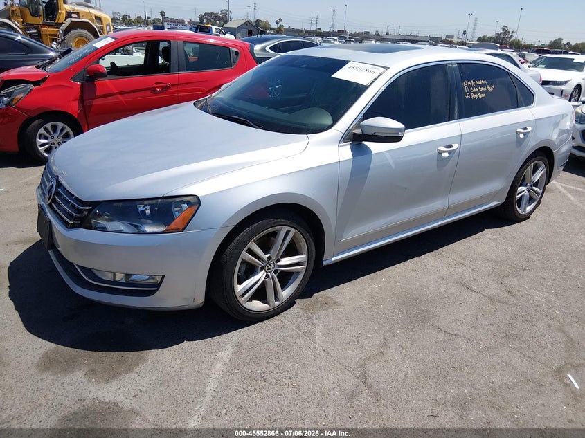 1VWCN7A36DC009674 2013 VOLKSWAGEN PASSAT 2.0L TDI SEL PREMIUM photo 1