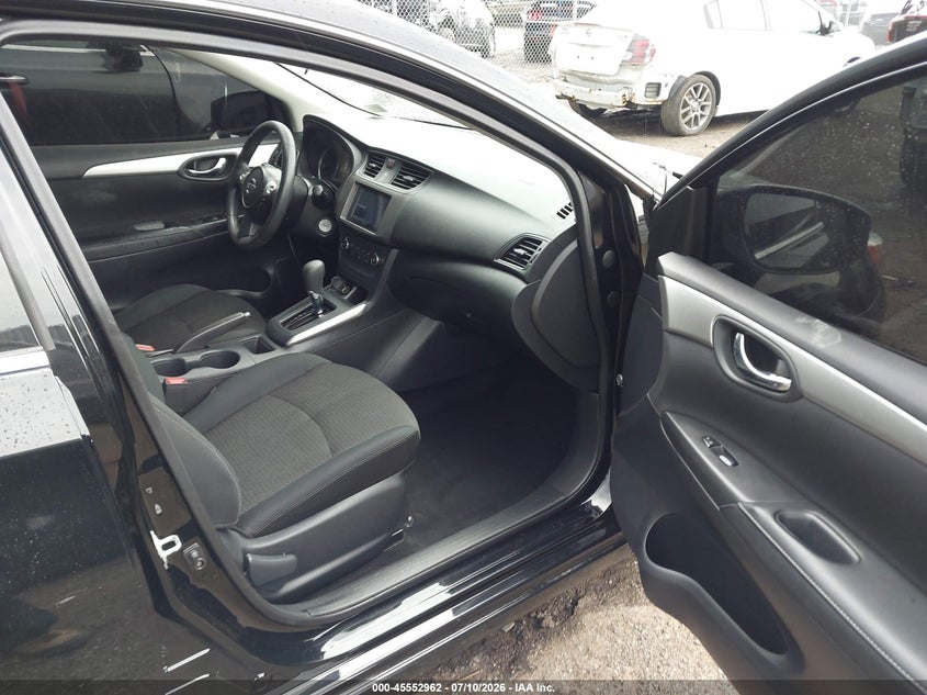 2019 NISSAN SENTRA auction photo 5