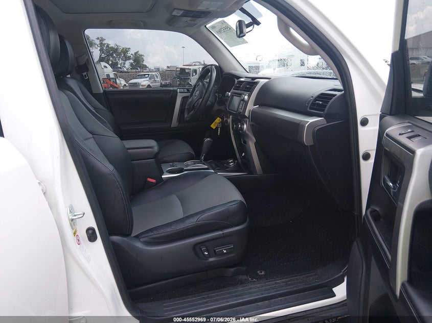 2016 TOYOTA 4RUNNER auction photo 5