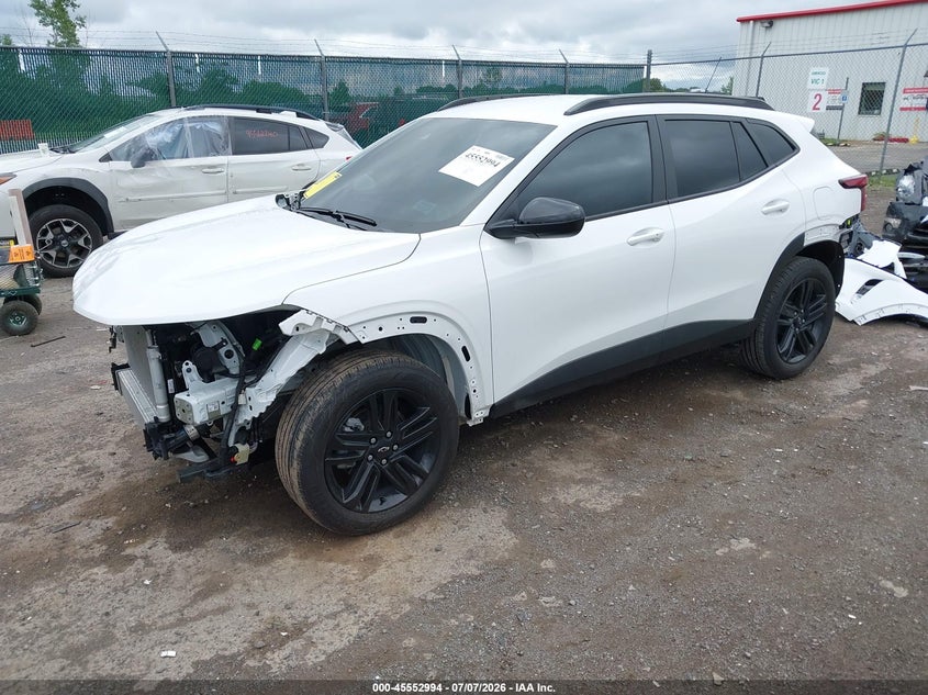 2025 CHEVROLET TRAX auction photo 2