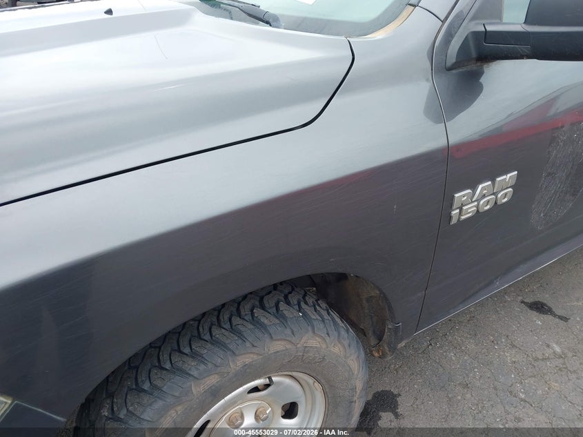 2017 RAM 1500 auction photo 6