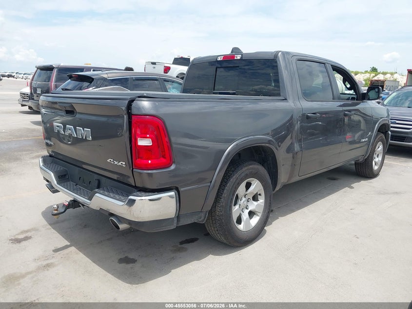 2025 RAM 1500 auction photo 4