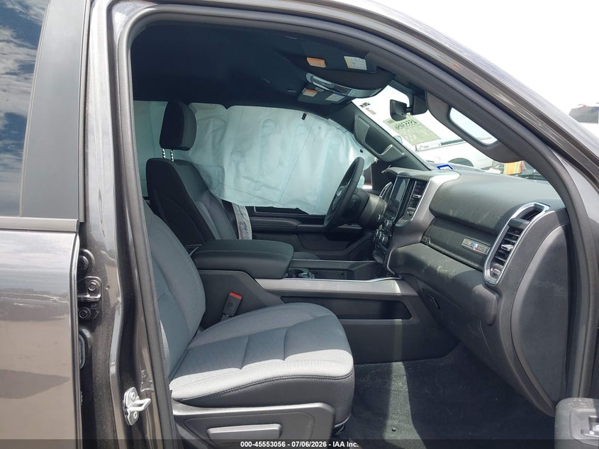 2025 RAM 1500 auction photo 5
