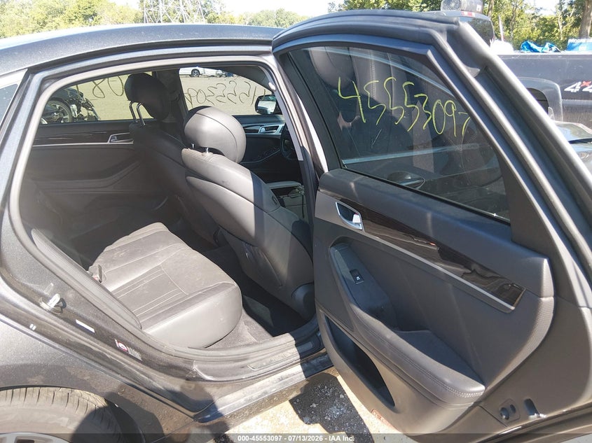 2017 GENESIS G80 auction photo 8