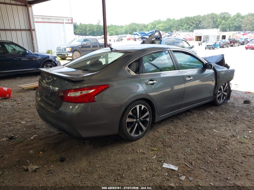 2018 NISSAN ALTIMA auction photo 4