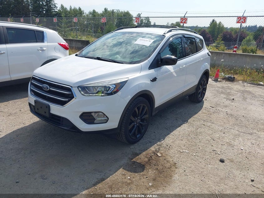 2018 Ford Escape Se 1FMCU9GD7JUB30331 photo 1