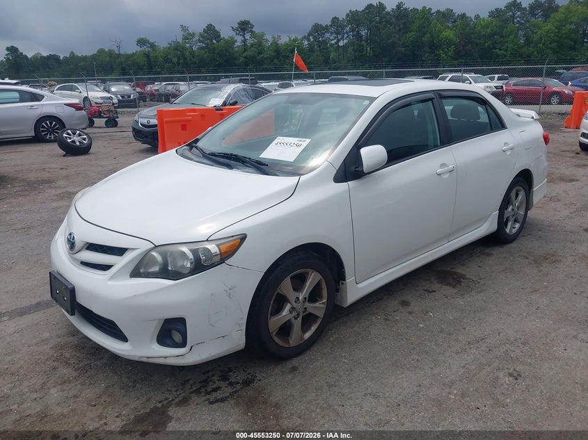 2011 Toyota Corolla, Left Front, IAAI, VIN 2T1BU4EE4BC717230 — photo 2